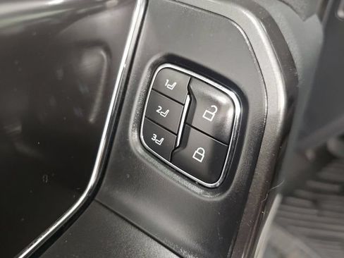 Used 2021 Ford F150 Lariat w/ Equipment Group 502A High AWD/4WD image 13