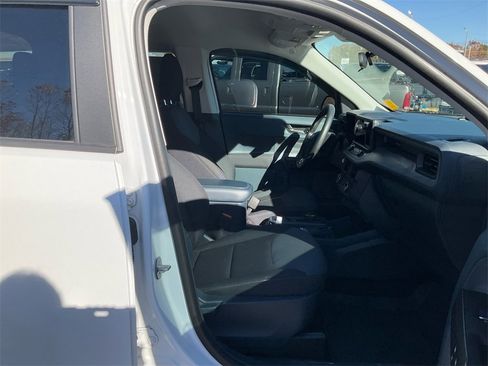Certified 2023 Ford Maverick XL image 10