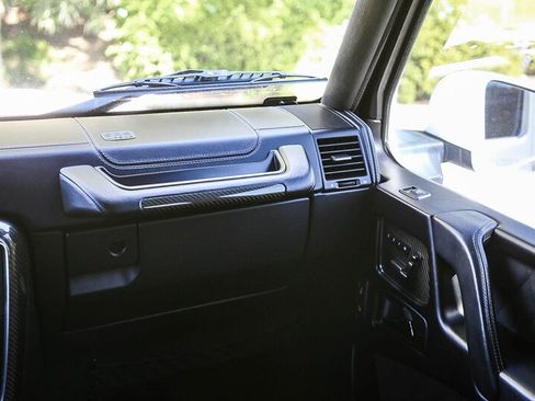 Used 2018 Mercedes-Benz G 550 Squared image 27