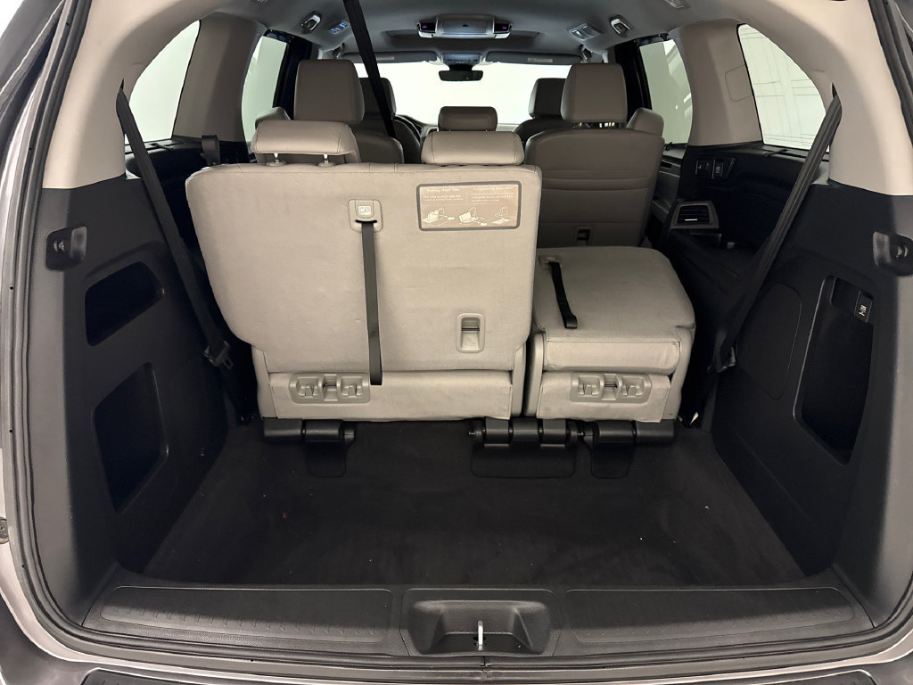 Certified 2024 Honda Odyssey Touring image 11