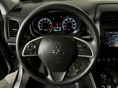 Used 2024 Mitsubishi Outlander Sport ES image 14