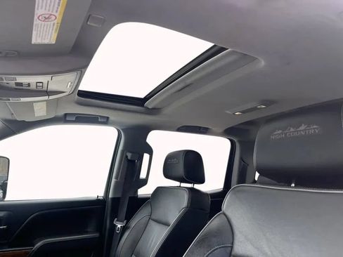 Used 2017 Chevrolet Silverado 2500 High Country AWD/4WD image 20