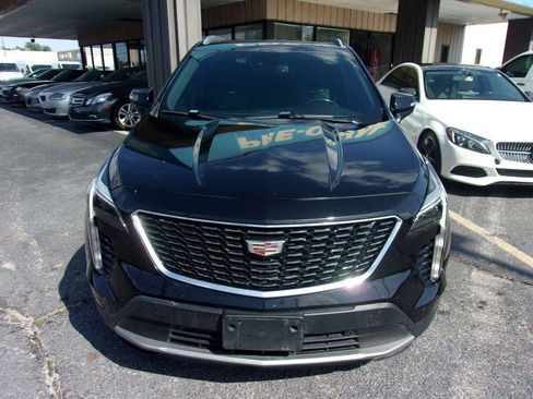 Used 2021 Cadillac XT4 Premium Luxury w/ Cold Weather Package AWD/4WD image 3