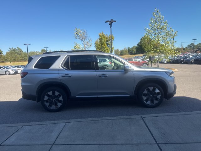 New 2026 Honda Pilot Elite image 6