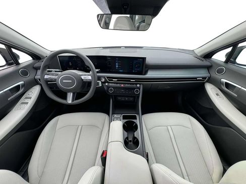 Used 2025 Hyundai Sonata SEL AWD/4WD image 15