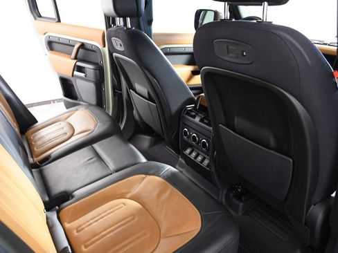 Used 2020 Land Rover Defender 110 X AWD/4WD image 22