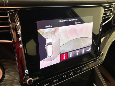 Used 2022 Jeep Wagoneer Series III w/ Convenience Group I RWD image 42