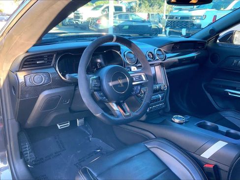 Used 2022 Ford Mustang Shelby GT500 w/ Carbon Fiber Track Pack image 17