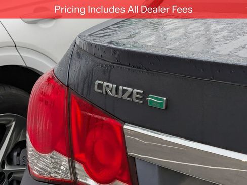 Used 2013 Chevrolet Cruze Eco w/ Enhanced Safety Package FWD image 7