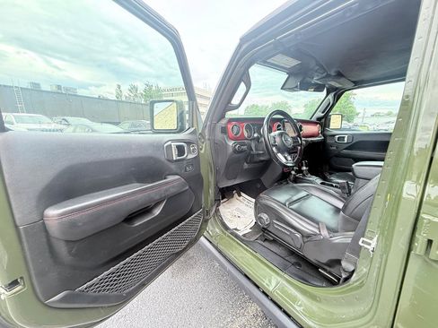 Used 2020 Jeep Wrangler Unlimited Rubicon AWD/4WD image 9