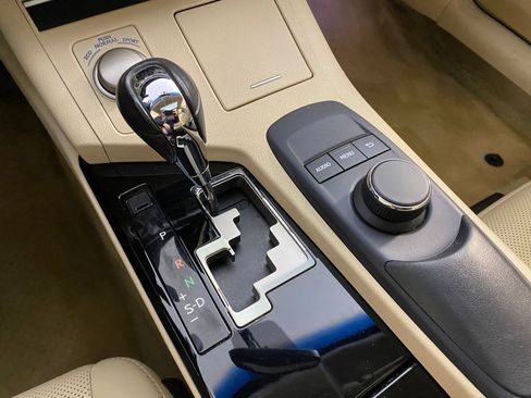 Used 2015 Lexus ES 350 image 28