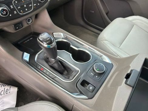 Used 2020 Chevrolet Traverse Premier w/ LPO, Floor Liner Package AWD/4WD image 19