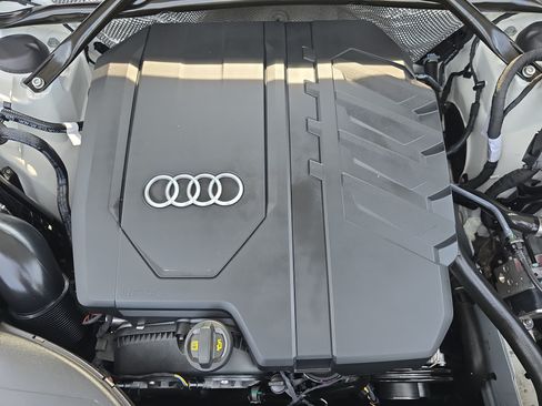 Used 2023 Audi Q5 2.0T Premium w/ Convenience Package AWD/4WD image 31