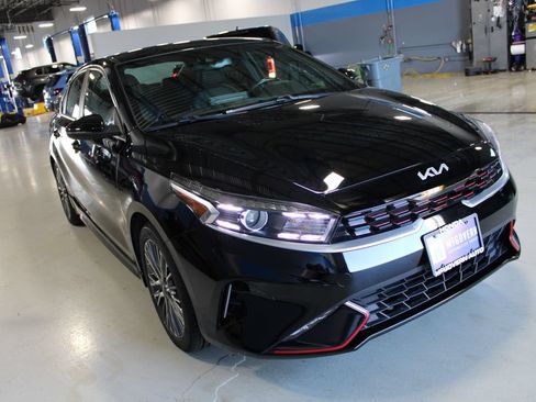 Used 2023 Kia Forte GT-Line FWD image 3