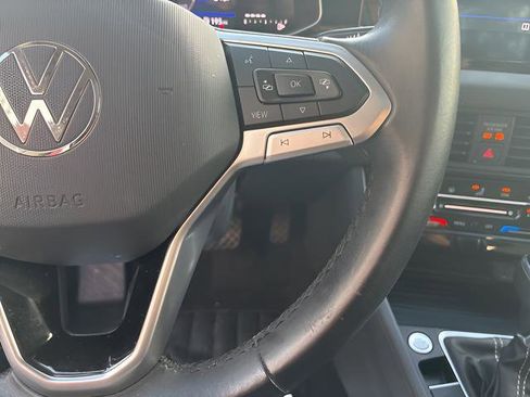 Used 2025 Volkswagen Jetta SE image 23