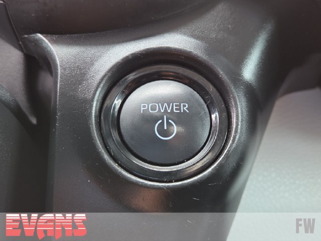 Certified 2025 Toyota Sienna LE FWD image 6