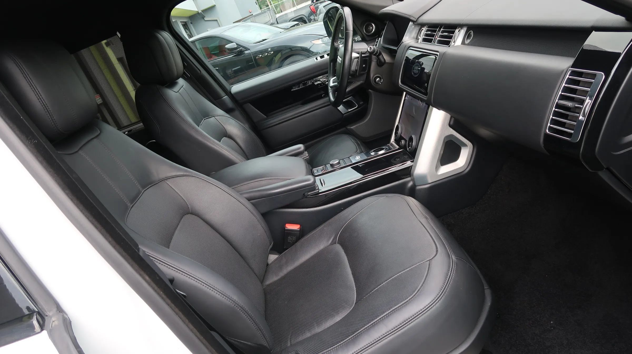 Used 2018 Land Rover Range Rover Long Wheelbase Supercharged AWD/4WD image 26