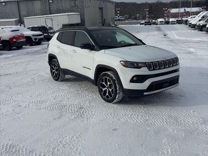 New 2026 Jeep Compass Limited w/ Sun, Sound & Navigation Group