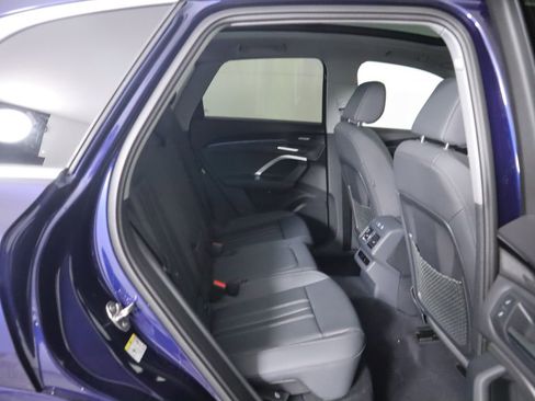 Used 2025 Audi Q5 Premium w/ Premium Plus AWD/4WD image 24