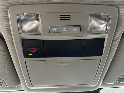 Used 2023 Toyota Tacoma SR5 w/ Technology Package AWD/4WD image 32