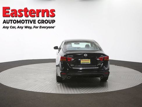 Used 2023 Nissan Altima 2.5 SV w/ SV Premium Package AWD/4WD image 37