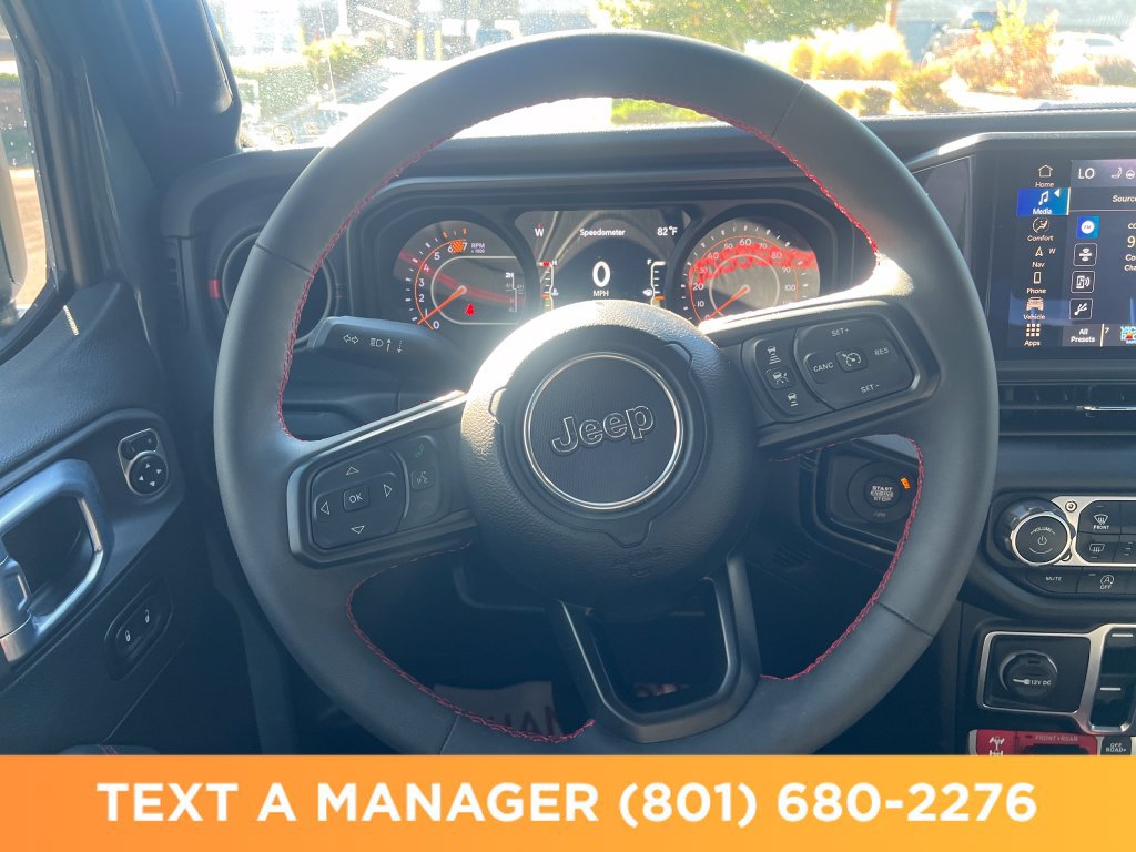 Used 2024 Jeep Wrangler Unlimited Rubicon AWD/4WD image 17