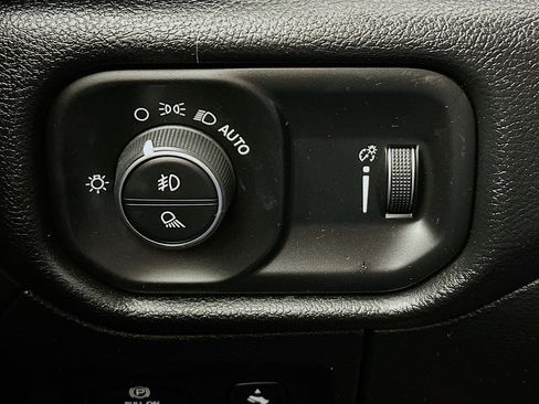 Used 2022 RAM 1500 Big Horn image 16