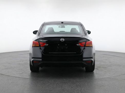 Used 2025 Nissan Altima 2.5 SV image 7