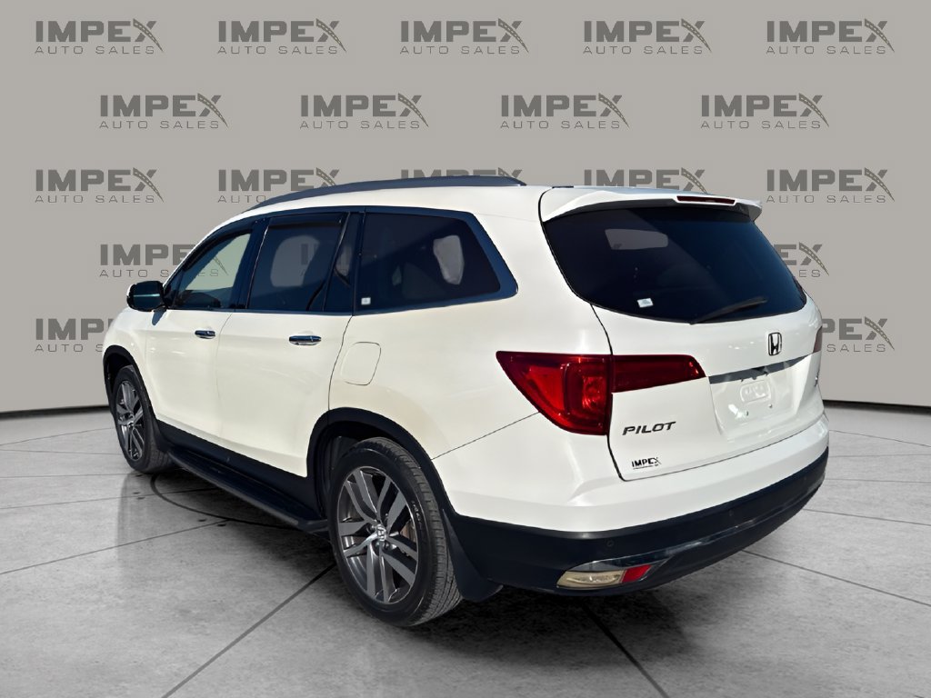 Used 2017 Honda Pilot Touring image 3