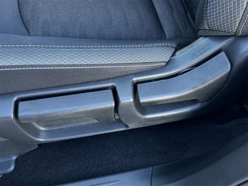 Certified 2025 Nissan Pathfinder S image 22