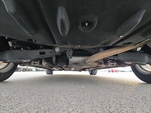 Used 2020 Toyota Corolla LE image 25