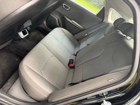 Used 2025 Kia K4 FWD image 24