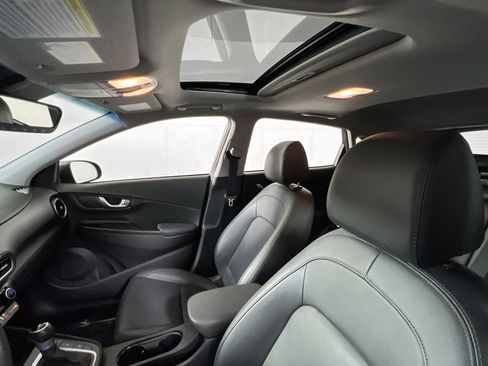 Used 2023 Hyundai Kona Limited image 22