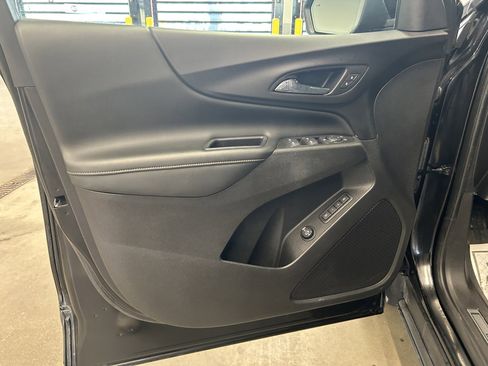 Used 2020 Chevrolet Equinox Premier w/ Premier Redline Edition image 10