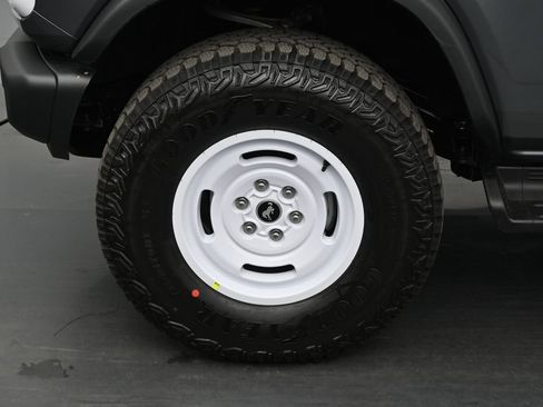 New 2026 Ford Bronco Heritage Edition AWD/4WD image 26