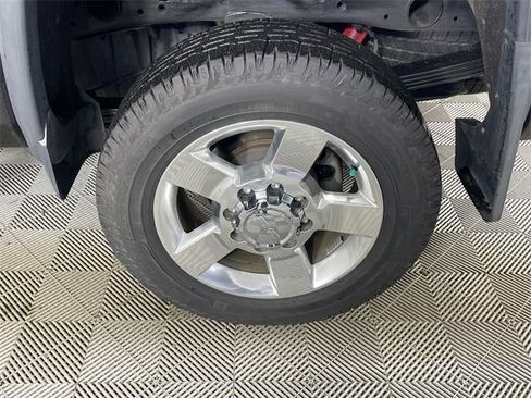 Used 2018 GMC Sierra 2500 SLE w/ SLE Preferred Package image 19