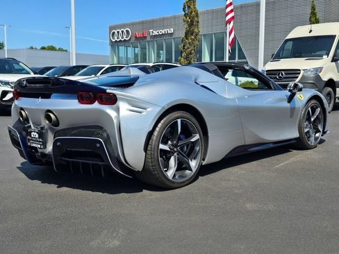 Used 2022 Ferrari SF90 Spider AWD/4WD image 6