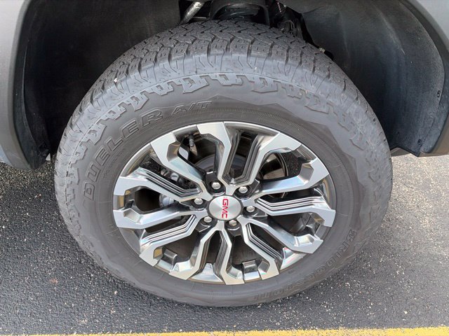 Used 2026 GMC Canyon Denali AWD/4WD image 3