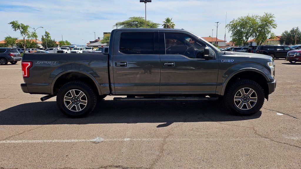 Used 2017 Ford F150 XLT w/ Equipment Group 302A Luxury AWD/4WD image 12