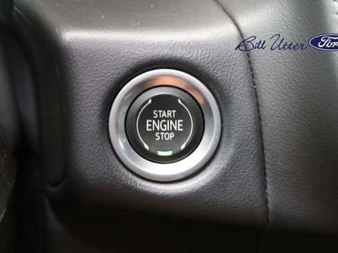 Used 2023 Chevrolet Tahoe Z71 w/ Luxury Package AWD/4WD image 24