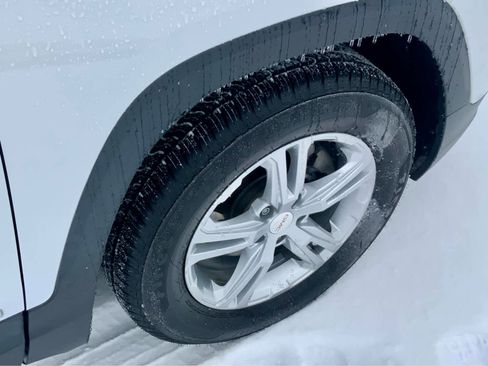 Used 2020 GMC Terrain SLE w/ Driver Convenience Package image 15