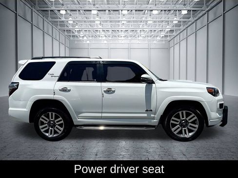 Used 2022 Toyota 4Runner TRD Sport w/ Technology Package AWD/4WD image 8