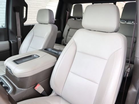 Used 2019 Chevrolet Silverado 1500 LTZ w/ LTZ Texas Edition image 25