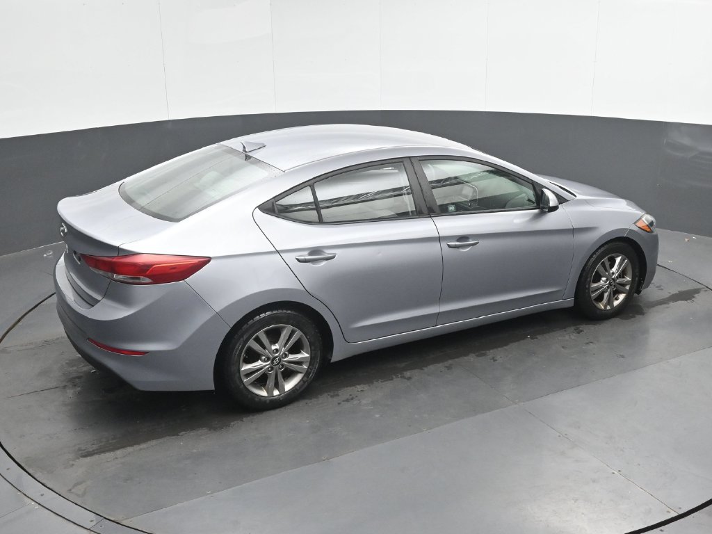 Used 2017 Hyundai Elantra SE FWD image 10