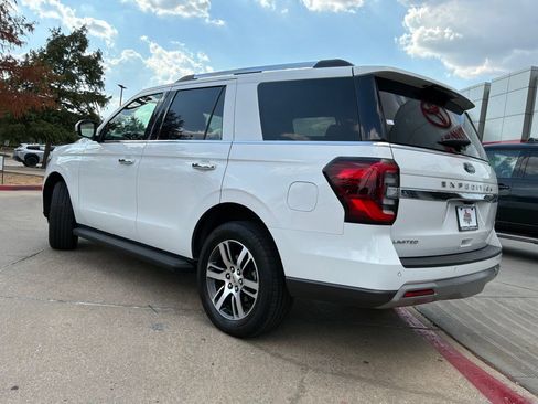 Used 2024 Ford Expedition Limited AWD/4WD image 8