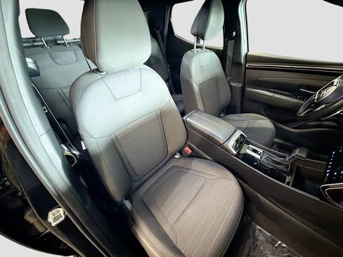Used 2023 Hyundai Santa Cruz SEL Premium w/ Cargo Package AWD/4WD image 30