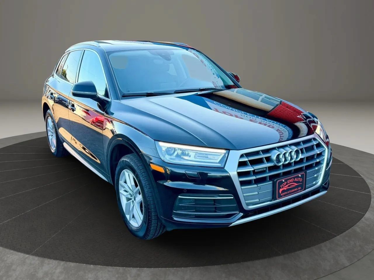 Used 2020 Audi Q5 2.0T Premium w/ Convenience Package AWD/4WD image 3