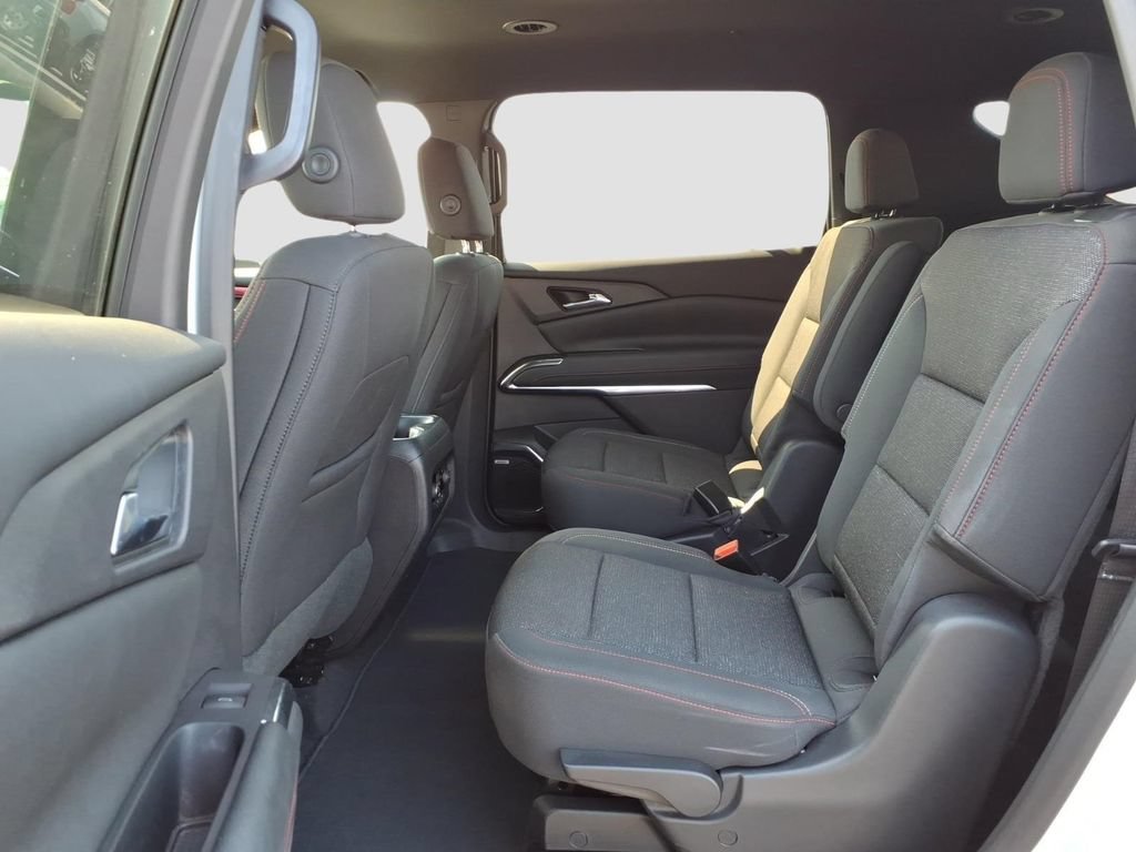 Used 2024 Chevrolet Traverse Z71 w/ Enhanced Driving Package AWD/4WD image 14