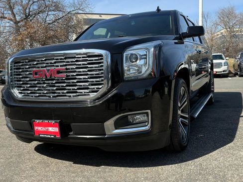 Used 2018 GMC Yukon XL Denali w/ Denali Ultimate Package AWD/4WD image 15