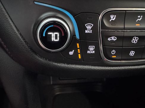 Certified 2023 Chevrolet Equinox RS AWD/4WD image 22